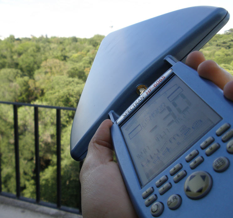 Medición de antenas de telefonía con analizador de espectro